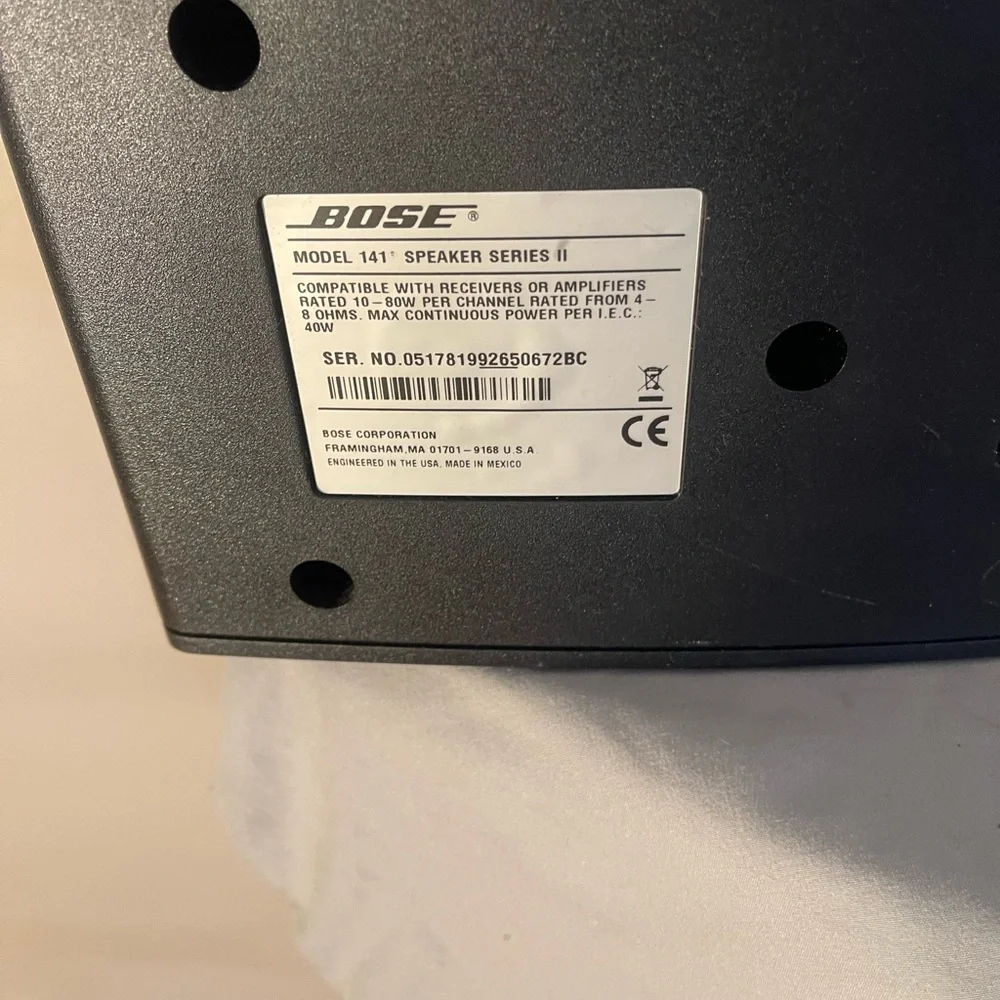 Bose 141 Speaker Series II Black Bookshelf Speakers 40 Watt Home Stereo Pair - Picture 8 of 9